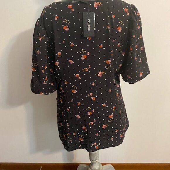 City Chic Black Floral Petal Spot button front blouse, size XS - Picture 3 of 4